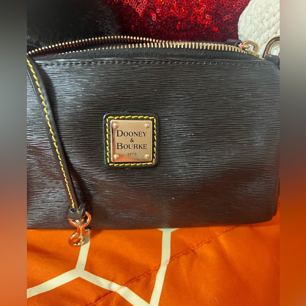 Dooney Bourke